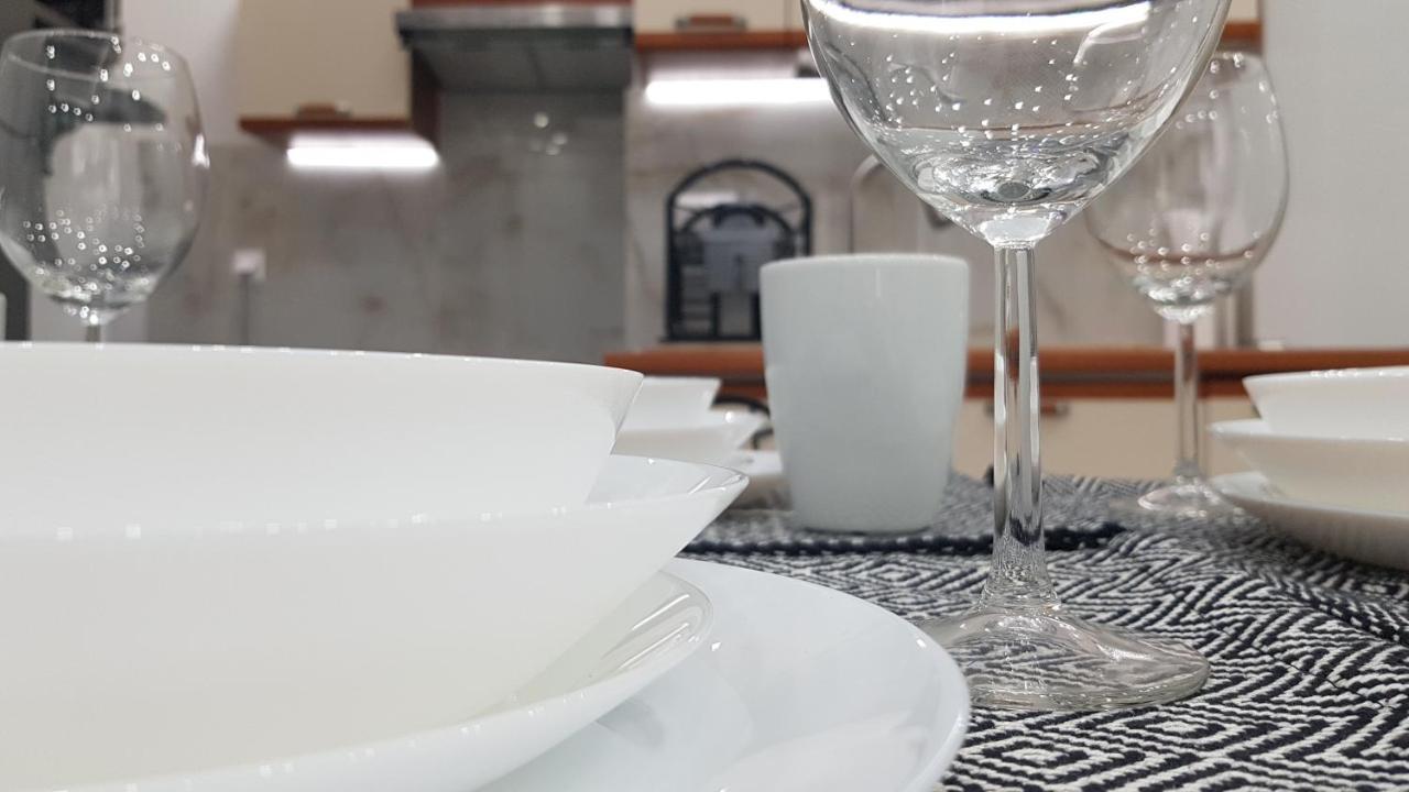סלוניקי Konstantinos'S Luxury Apartment מראה חיצוני תמונה